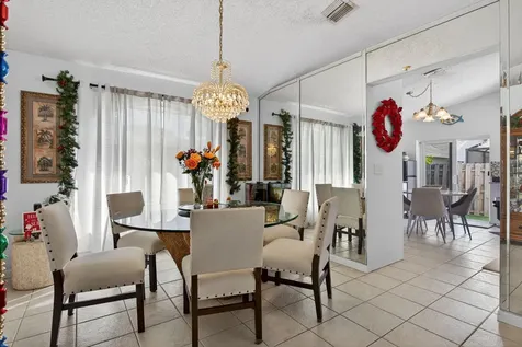 2606 Nw 123rd Way Coral Springs FL 33065