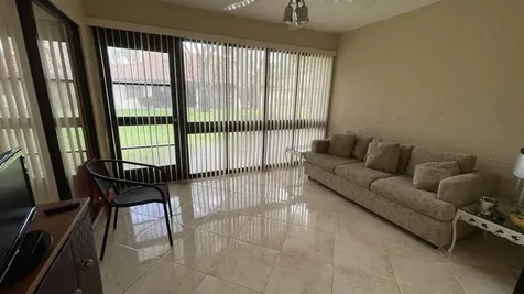 6165 Sunny Pointe Circle Delray Beach FL 33484