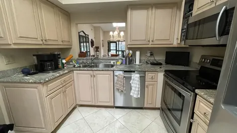 6165 Sunny Pointe Circle Delray Beach FL 33484