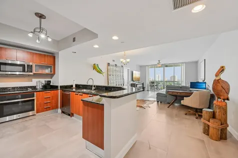 2640 Lake Shore Drive Riviera Beach FL 33404