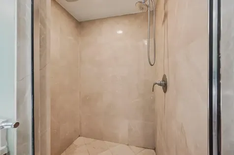 2640 Lake Shore Drive Riviera Beach FL 33404