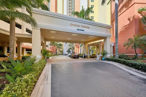 2640 Lake Shore Drive Riviera Beach FL 33404