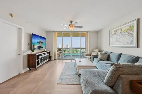 2640 Lake Shore Drive Riviera Beach FL 33404