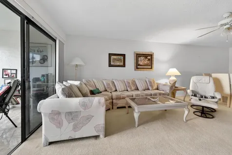 6269 Pointe Regal Circle Delray Beach FL 33484