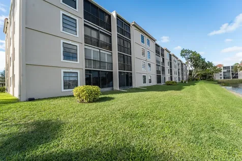 6269 Pointe Regal Circle Delray Beach FL 33484