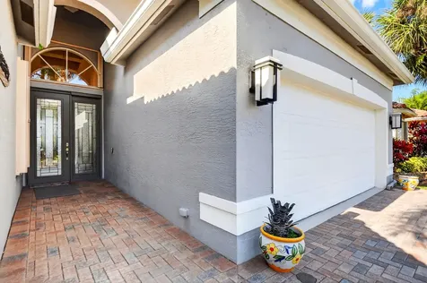7909 Seagrape Shores Drive Lake Worth FL 33467