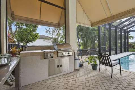 6743 Sparrow Hawk Drive West Palm Beach FL 33412