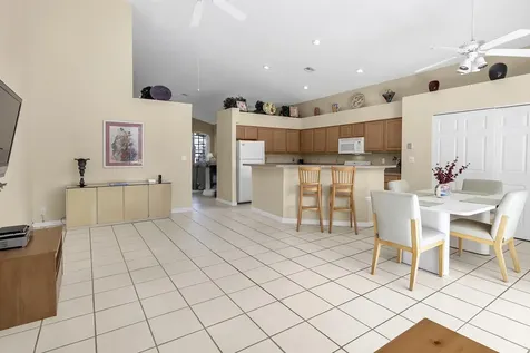 7507 Eagle Point Drive Delray Beach FL 33446