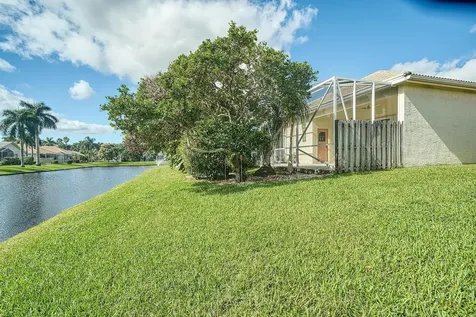 7507 Eagle Point Drive Delray Beach FL 33446