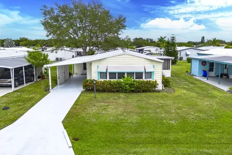 2791 Sw Pontiac Place Stuart FL 34997