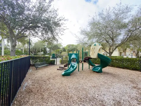 1560 Se Wilshire Place Stuart FL 34994