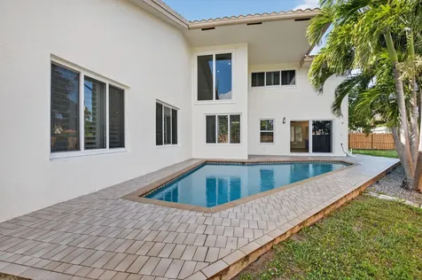 4517 NW 5th Avenue Boca Raton FL 33431