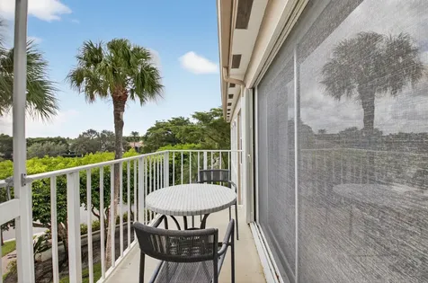 7369 Orangewood Lane Boca Raton FL 33433