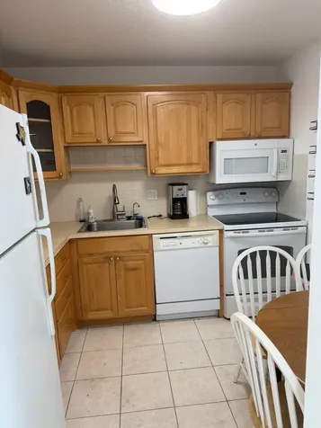 6 Abbey Lane Delray Beach FL 33446
