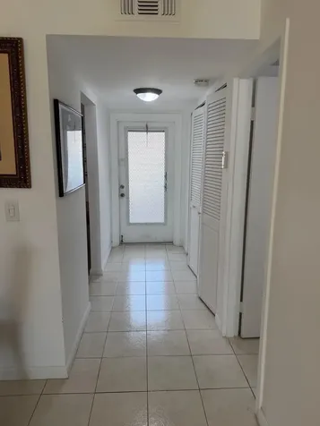 6 Abbey Lane Delray Beach FL 33446