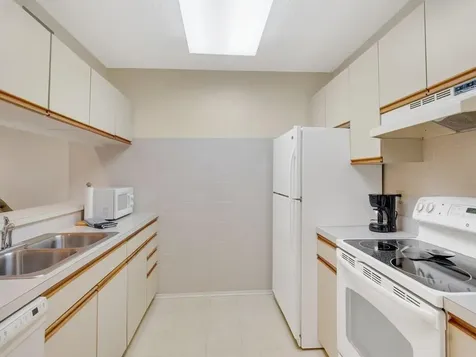 27 Plantation Drive Vero Beach FL 32966