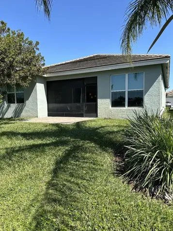 11784 SW Hawthorne Hill Road Port Saint Lucie FL 34987