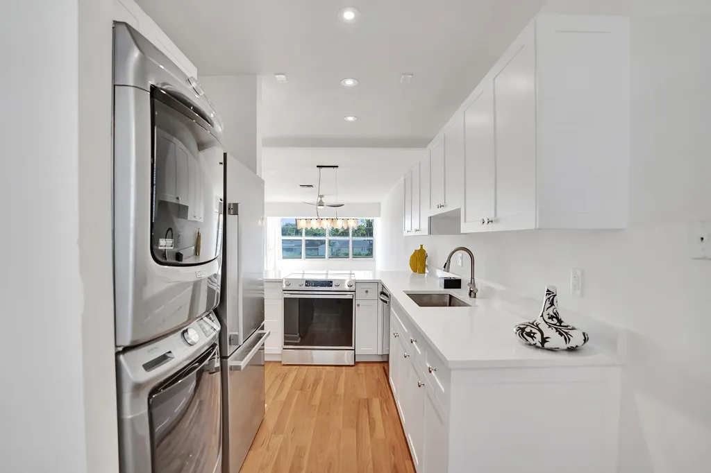 1130 Mahogany Way Delray Beach FL 33445