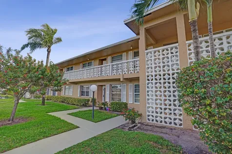 1130 Mahogany Way Delray Beach FL 33445