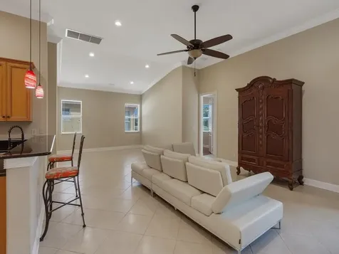 6124 57th Court Vero Beach FL 32967