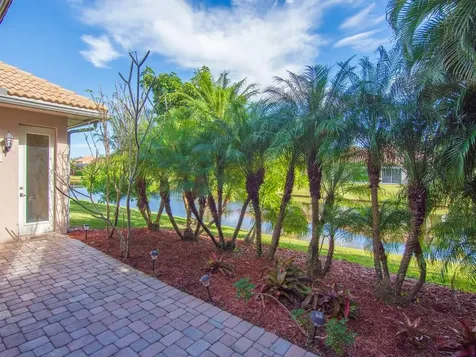 6124 57th Court Vero Beach FL 32967
