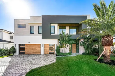 728 Enfield Street Boca Raton FL 33487