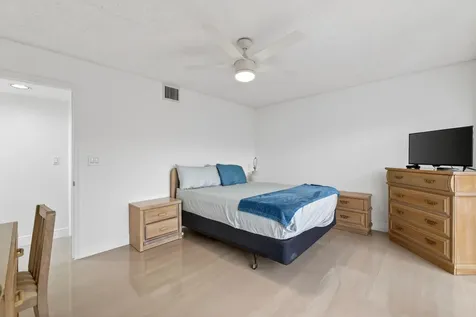 3300 Twin Lakes Terrace Fort Pierce FL 34951