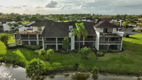 3300 Twin Lakes Terrace Fort Pierce FL 34951
