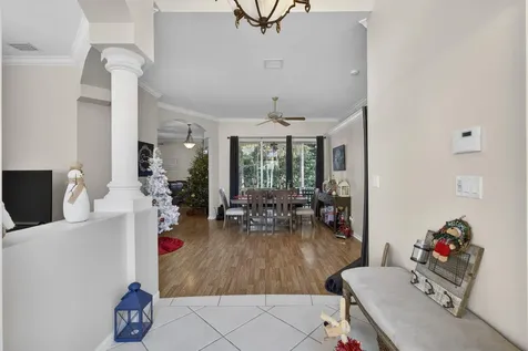 146 Fernwood Crescent Royal Palm Beach FL 33411