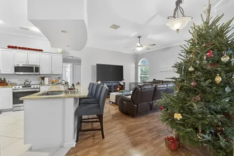 146 Fernwood Crescent Royal Palm Beach FL 33411