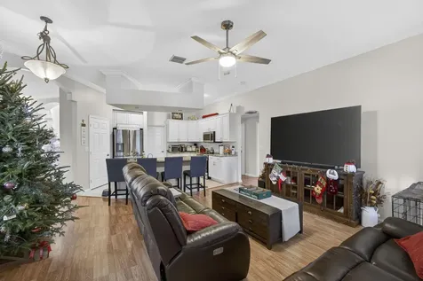 146 Fernwood Crescent Royal Palm Beach FL 33411