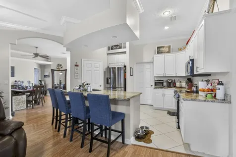 146 Fernwood Crescent Royal Palm Beach FL 33411