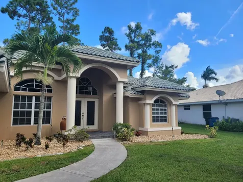 146 Fernwood Crescent Royal Palm Beach FL 33411