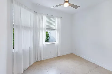 2590 Bella Vista Circle Vero Beach FL 32966