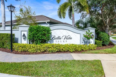 2590 Bella Vista Circle Vero Beach FL 32966