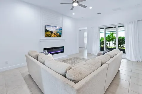 2590 Bella Vista Circle Vero Beach FL 32966