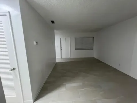 1200 Broadway Lantana FL 33462