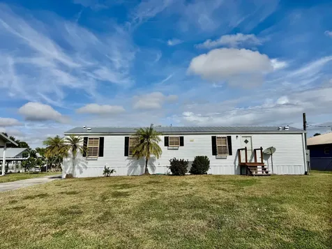 2305 Se 31st Street Okeechobee FL 34974