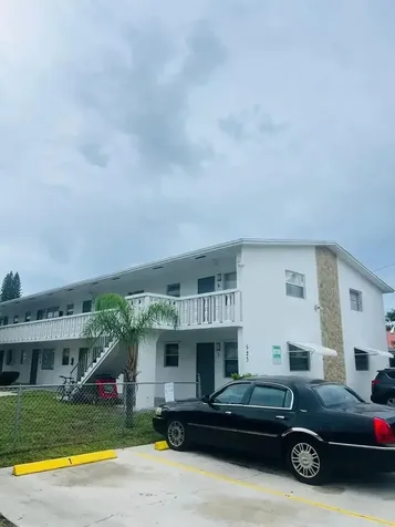 523 S K Street Lake Worth Beach FL 33460
