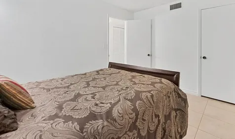 10821 N Military Trail Palm Beach Gardens FL 33410