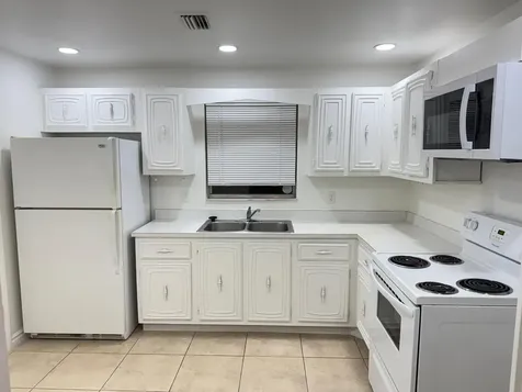 10821 N Military Trail Palm Beach Gardens FL 33410