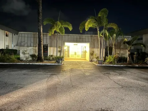 10821 N Military Trail Palm Beach Gardens FL 33410