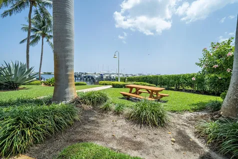 167 Yacht Club Way Hypoluxo FL 33462