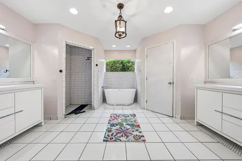 800 Lagoon Lane Lantana FL 33462