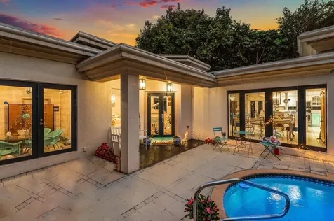 800 Lagoon Lane Lantana FL 33462