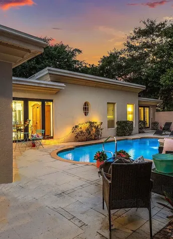 800 Lagoon Lane Lantana FL 33462