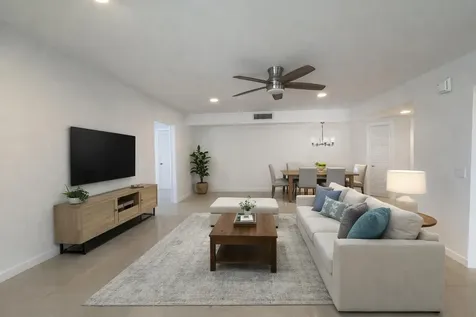 514 Piedmont K Delray Beach FL 33446