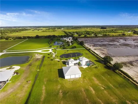 6405 Lily Lane Vero Beach FL 32968