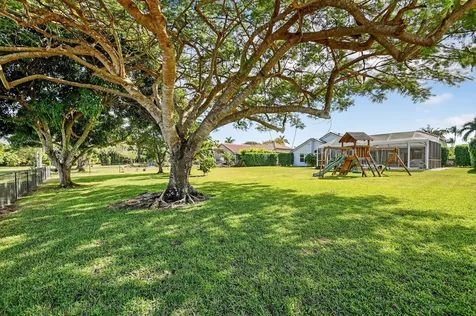 4393 Hunting Trail Lake Worth FL 33467