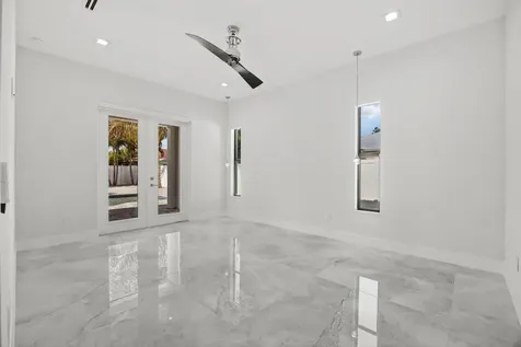 3291 Se West Snow Road Port Saint Lucie FL 34984